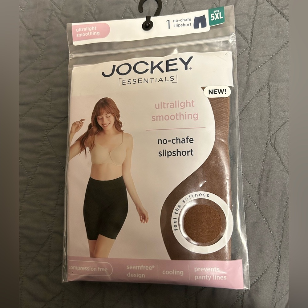 Jockey Essentials Ultralight Smoothing Slipshort